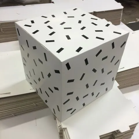 kartongdisplay_som_kub